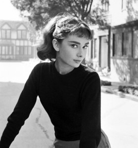 audrey-hepburn-mark-shaw-3-520x5591